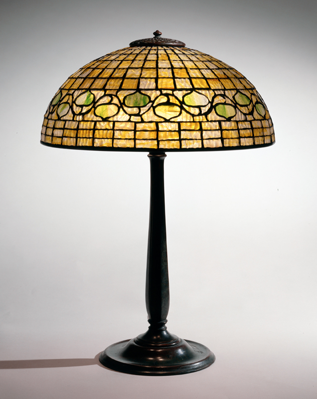 Tiffany Studios Vine Border Reading Lamp, dome shaped, stained glass lampshade made of yellow and green pieces