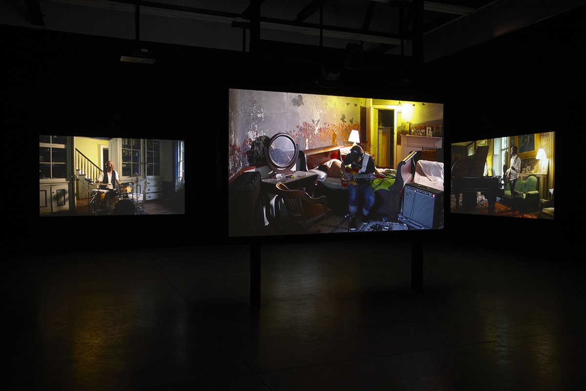 Exhibition view of Ragnar Kjartansson's the Visitors