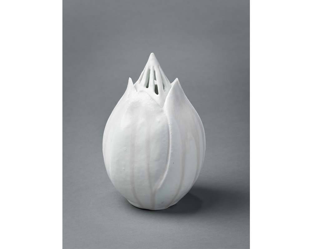 Katō Yōji's Incense Burner, a white porcelain incense burner in the shape of a closed lotus flower