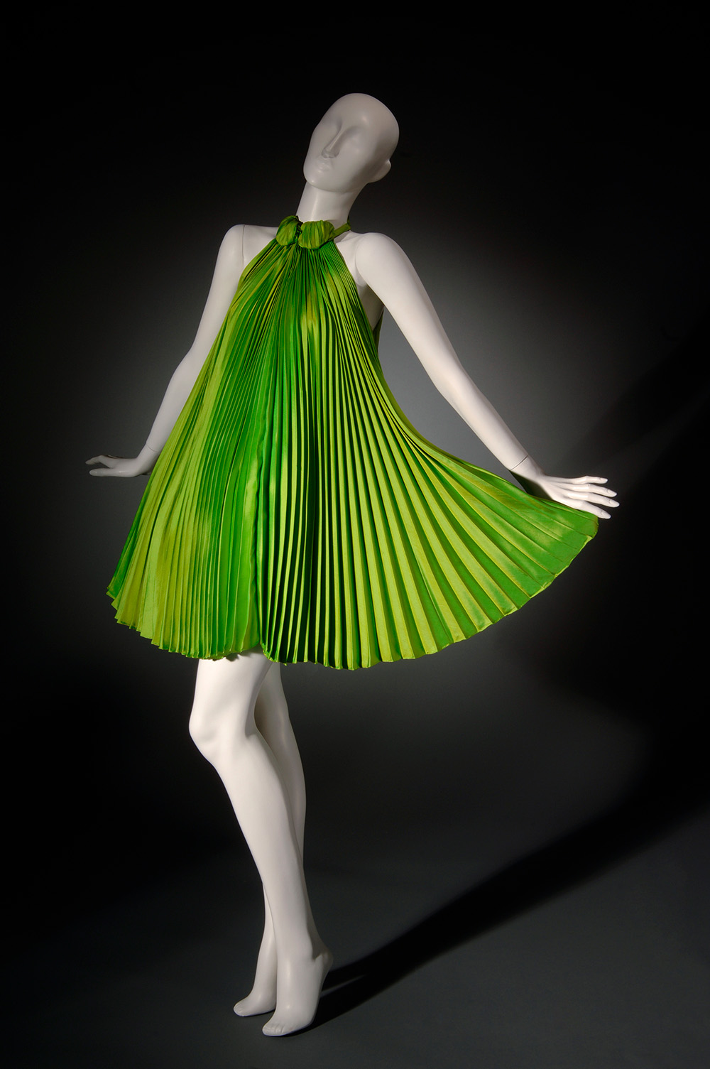 Evelyn Jablow (1919–1997), Fold-Up Dress for a Portable Society, 1964, silk, Museum Purchase, 2006.15