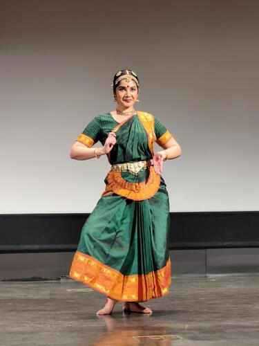 Gallery Tour and Lecture-Demonstration with Bharatnatyam Dancer Mekala Krishnan - 12 p.m.